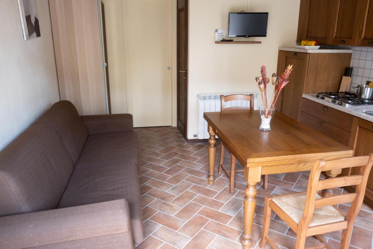 Tuscany Country Apartments Gambassi Terme Extérieur photo