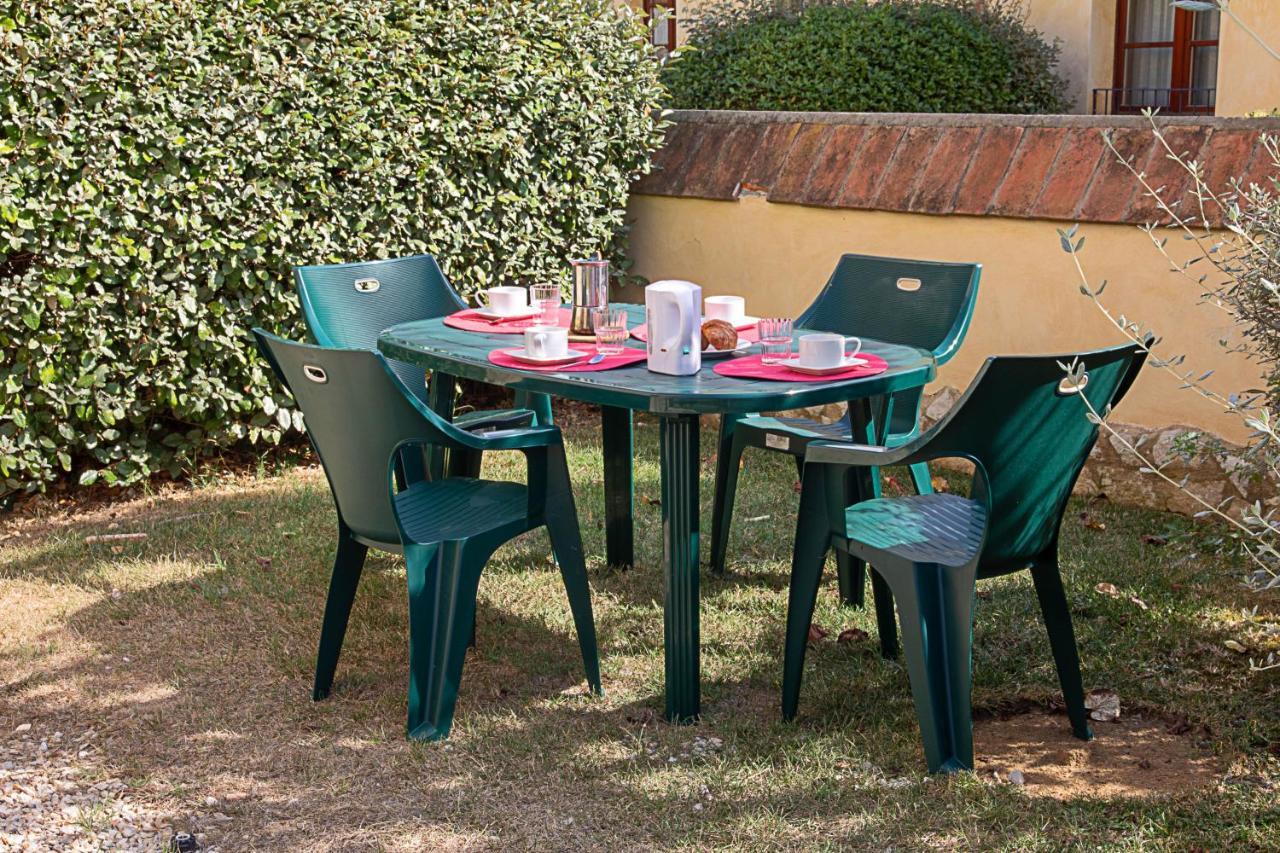 Tuscany Country Apartments Gambassi Terme Extérieur photo
